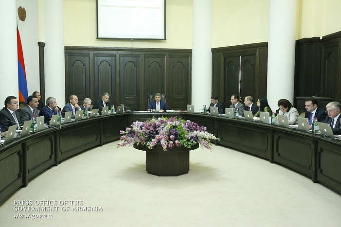 Պետության կողմից քաղաքացիներին  մատուցվող ծառայությունների որակի և արդյունավետության բարելավման  խնդ