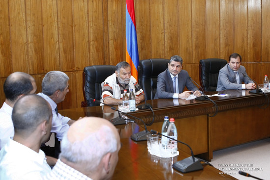 Արարատ լեռ բարձրացած մի խումբ լեռնագնացներ արժանացել են ՀՀ վարչապետի շնորհակալագրերի
