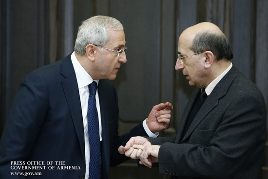 Տրվել են ներմուծման և արտահանման արտոնություններ, ճշտվել է պետական ավտոճանապարհների անվանացանկը