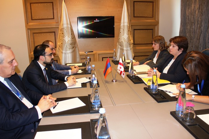 Հանդիպել են Հայաստանի ու Վրաստանի փոխվարչապետները