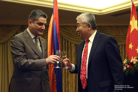 Տիգրան Սարգսյանը շնորհավորել է Չինաստանի ժողովրդին ազգային տոնի առթիվ