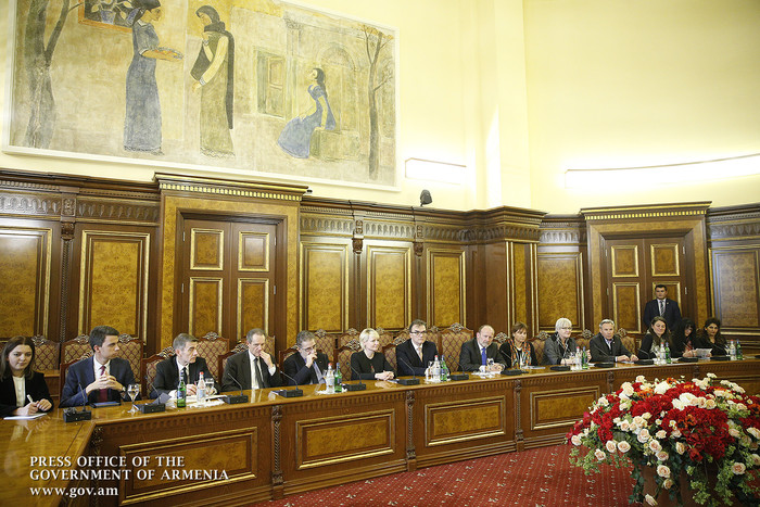 Կարեն Կարապետյանը Դոմինիկ դը Բյումանի հետ քննարկել է հայ-շվեյցարական տնտեսական համագործակցության ուղ