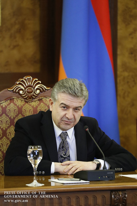 «Ֆանտաստիկ հնարավորություն ունեք մասնակցելու մեր երկրի կառավարման գործընթացում». Վարչապետը հանդիպել 