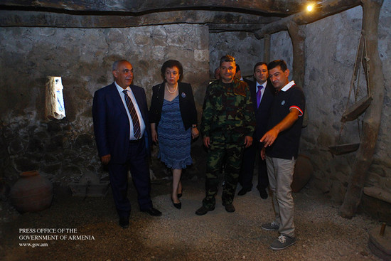 Տիգրան Սարգսյանն այցելել է Նիկոլ Դումանի տուն-թանգարան