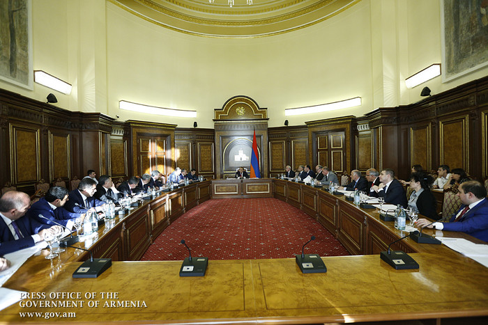 Վարչապետի գլխավորությամբ քննարկվել է մարզերում իրականացվող ծրագրերի ընթացքը
