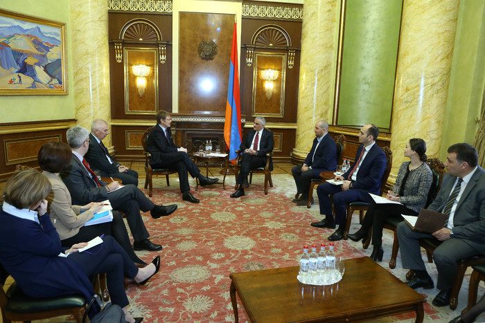 Փոխվարչապետ Մհեր Գրիգորյանը ԵՄ գործընկերներին ներկայացրել է Կառավարության առանջնայնությունները