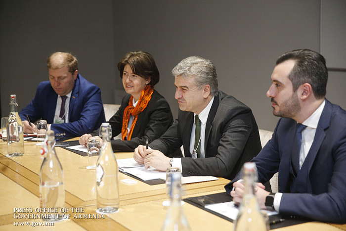 Վարչապետ Կարեն Կարապետյանը հանդիպել է Շվեյցարիայի Ազգային խորհրդի նախագահի հետ