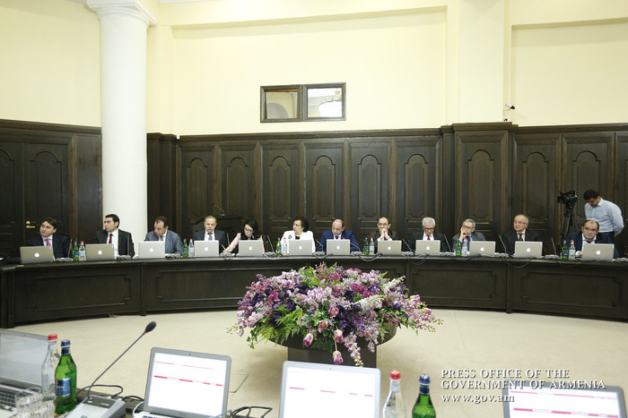 Կարեն Կարապետյանը հանձնարարել է  վերհանել վառելանյութերի ոլորտում առկա խնդիրները և մշակել դրանք կանխ