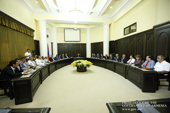 Կառավարությունում քննարկվել են հայկական արտադրանքի արտահանման ծավալի ավելացման հեռանկարները