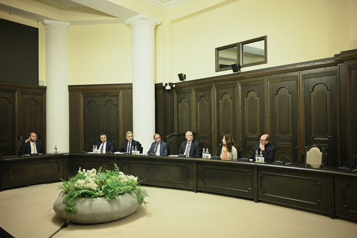 Կայացել է Սերգեյ Փարաջանովի ծննդյան 100-ամյակի հոբելյանական հանձնաժողովի առաջին նիստը