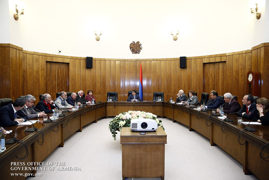 Տեղի է ունեցել Համո Սահյանի 100-ամյակի միջոցառումների ծրագրի հոբելյանական հանձնաժողովի նիստը