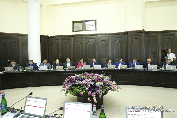 Տաքսի ծառայությունների որակը չի համապատասխանում անհրաժեշտ ստանդարտներին և նորմատիվային պահանջներին. 