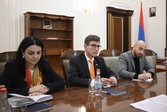 Տիգրան Խաչատրյանն ընդունել է Նիդերլանդների Թագավորության արտակարգ եւ լիազոր դեսպանին