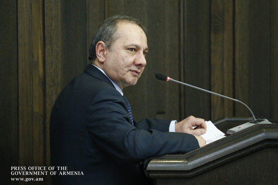 Հայ ակնագործները Ռուսաստանից բնական ալմաստ ձեռք բերելու դեպքում արտահանման տուրք չեն վճարի