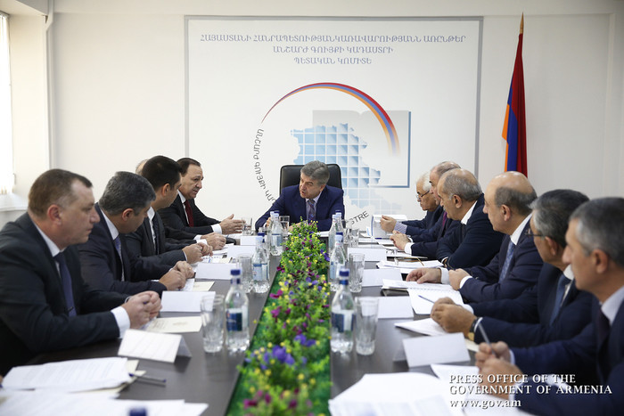 Կառավարության ղեկավարը ծանոթացել է կադաստրի համակարգի ընթացիկ աշխատանքներին և իրականացվող բարեփոխում