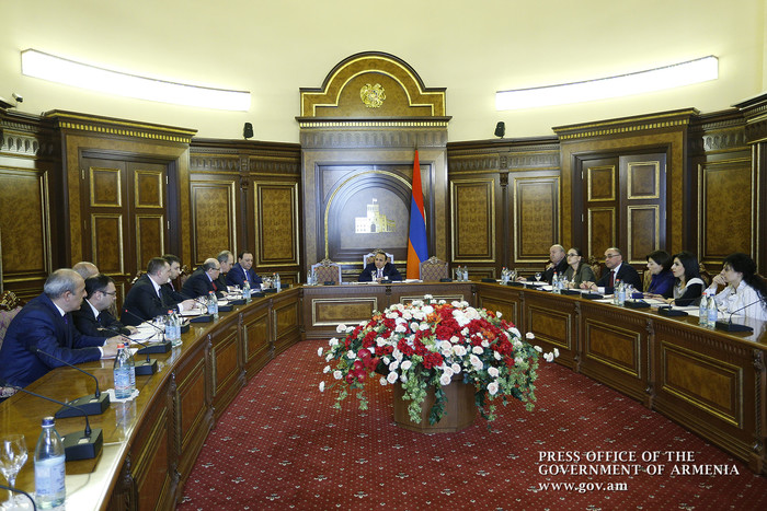 Վարչապետին է ներկայացվել Անշարժ գույքի կադաստրի պետական կոմիտեի 2015թ. գործունեության հաշվետվություն