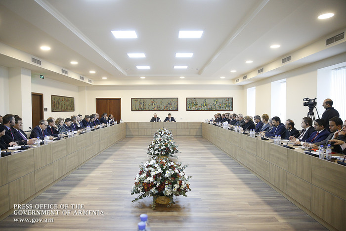 Վարչապետը հանդիպել է դիվանագիտական կորպուսի ներկայացուցիչների հետ