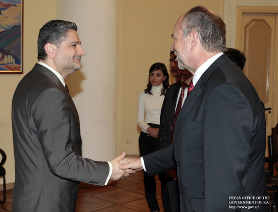 Պաշտոնական լրահոս