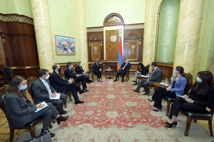 Փոխվարչապետ Մհեր Գրիգորյանն ընդունել է ԱՄՆ բարձրաստիճան պաշտոնյաների պատվիրակությանը