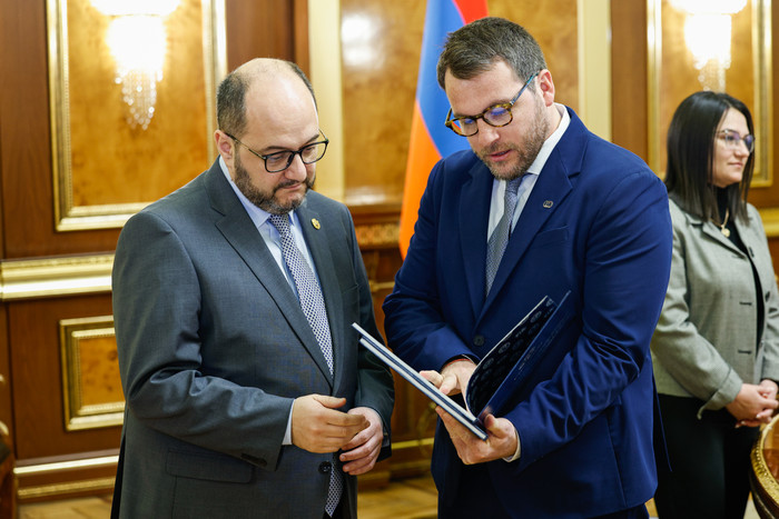 Արայիկ Հարությունյանը հանդիպում է ունեցել Ավտոսպորտի միջազգային ֆեդերացիայի (FIA) գլխավոր քարտուղարի