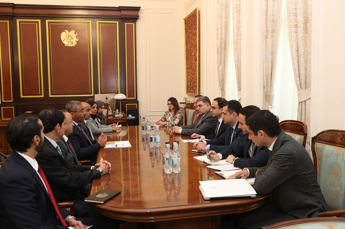 Փոխվարչապետ Տիգրան Ավինյանն ընդունել է ԱՄԷ պետնախարարին