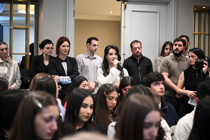 Ուզում ենք ստեղծել մի Հայաստան, որտեղ երիտասարդներն են փոփոխությունների հեղինակը․ Արայիկ Հարությունյ