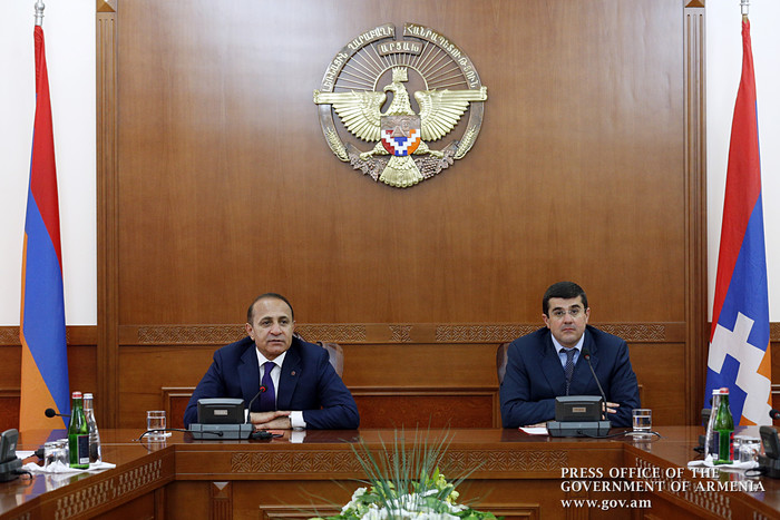 ՀՀ և ԼՂՀ վարչապետների նախագահությամբ տեղի է ունեցել ՀՀ և ԼՂՀ կառավարությունների անդամների հանդիպումը