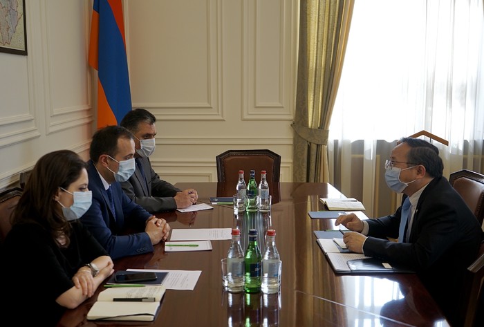 Արսեն Թորոսյանը և ՉԺՀ դեսպանը քննարկել են ՀՀ և ՉԺՀ կառավարությունների փոխգործակցության զարգացման հեռ