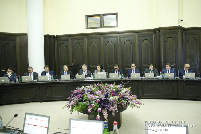 Կսահմանվեն տնտեսական գործունեությամբ զբաղվելու համար անհրաժեշտ որոշ փաստաթղթերի տրամադրման միասնական