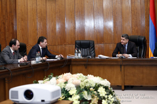 2013 թ. գործունեության արդյունքների վերաբերյալ հաշվետվություն է ներկայացրել ևս 11 գերատեսչություն