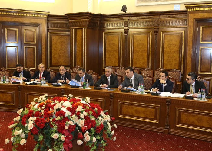 Կառավարության և  Համաշխարհային բանկի ներկայացուցիչները քննարկել են  «Զարգացման քաղաքականության գործա