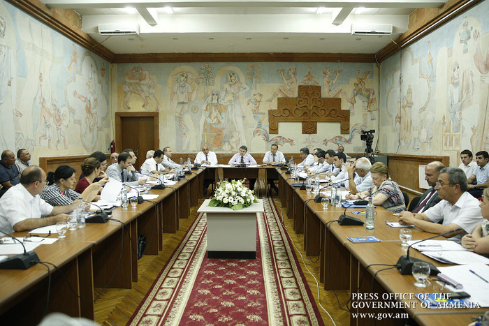 Գյուղատնտեսության զարգացում, հակակարկտային հրթիռային համակարգի ներդրում, փոքր ու միջին ջրամբարաշինու
