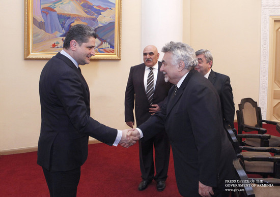 Տիգրան Սարգսյանն ընդունել է ՌԱԿ կենտրոնական վարչության ատենապետ Մայք Խարապյանին