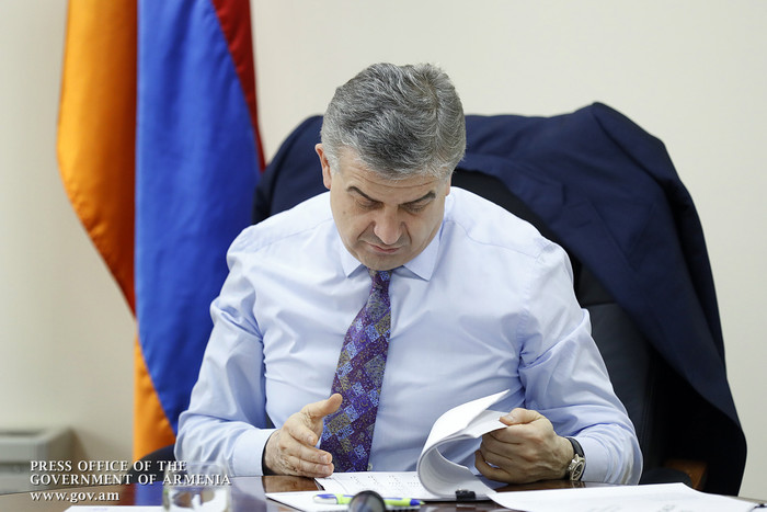 Պետք է միասնական երթուղային  ցանց մշակել ողջ հանրապետության համար. վարչապետն այցելել է տրանսպորտի, կ