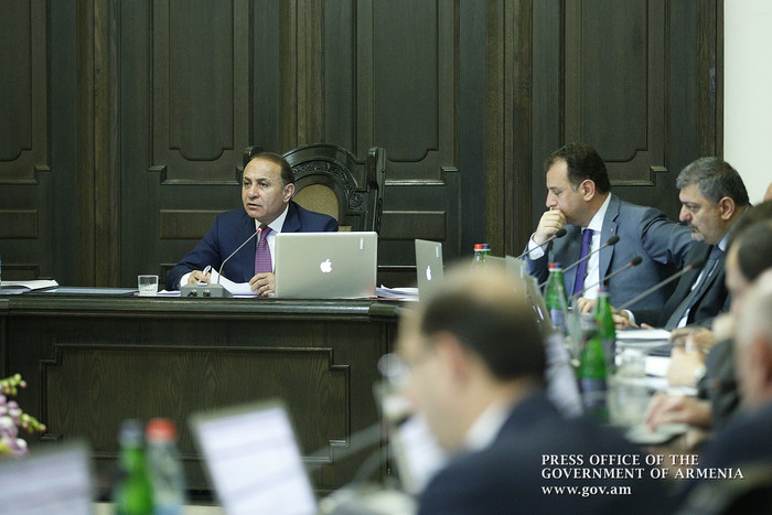 Կառավարությունը կաջակցի Արմավիրի մարզում ուժեղ քամու և կարկուտի պատճառած վնասի վերացմանը և մի շարք ա