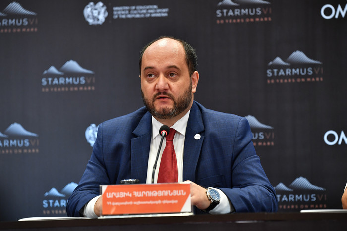 Արայիկ Հարությունյանը մասնակցել է «Սթարմուս» 6-րդ միջազգային փառատոնը Երևանում» թեմայով նամականիշի մ
