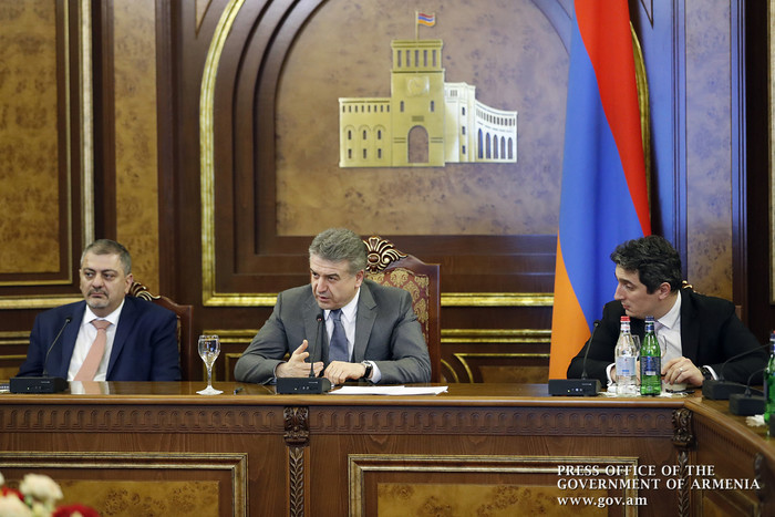 Վարչապետը հյուրանոցային տնտեսությունների ներկայացուցիչների հետ քննարկել է ոլորտի զարգացման ուղիները