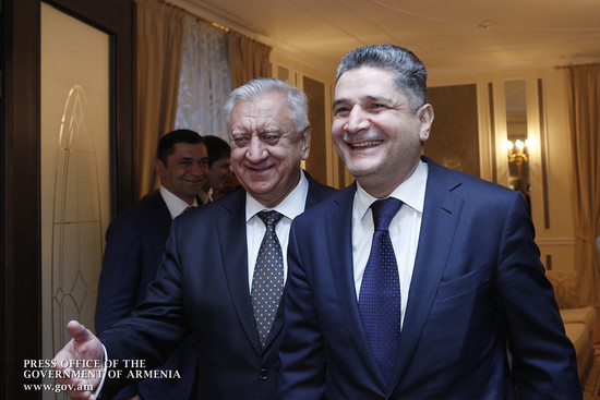 Տիգրան Սարգսյանը և Միխայիլ Մյասնիկովիչը քննարկել են հայ-բելառուսական տնտեսական կապերի հետագա զարգացմ