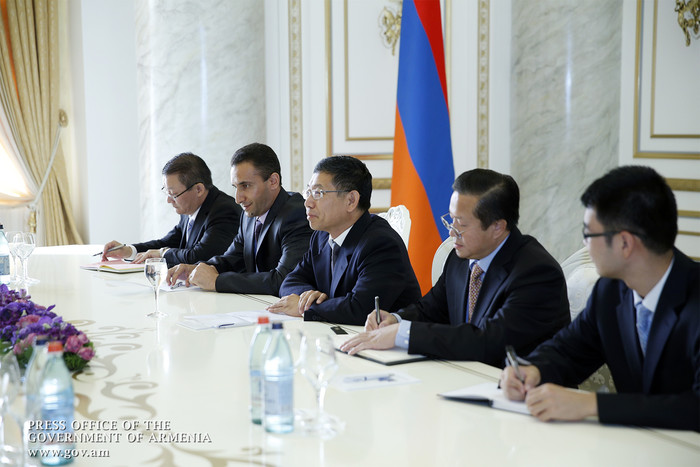 Վարչապետ Աբրահամյանն ընդունել է ՀՀ-ում Չինաստանի դեսպանին