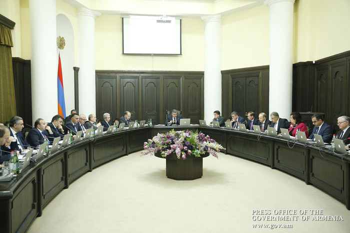 Մարզերում արձանագրվել է զգալի դրական աճ. վարչապետը  հանձնարարել է  վերանայել  մարզպետարանների տարեկա