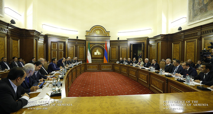 ՀՀ վարչապետը և ԻԻՀ առաջին փոխնախագահը քննարկել են հայ-իրանական համագործակցության հարցերի լայն շրջանա
