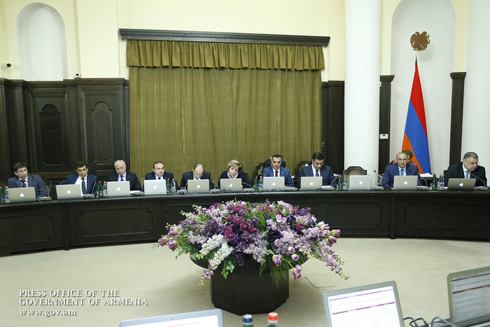 Պետական աջակցություն կստանան զոհված զինծառայողների ընտանիքները