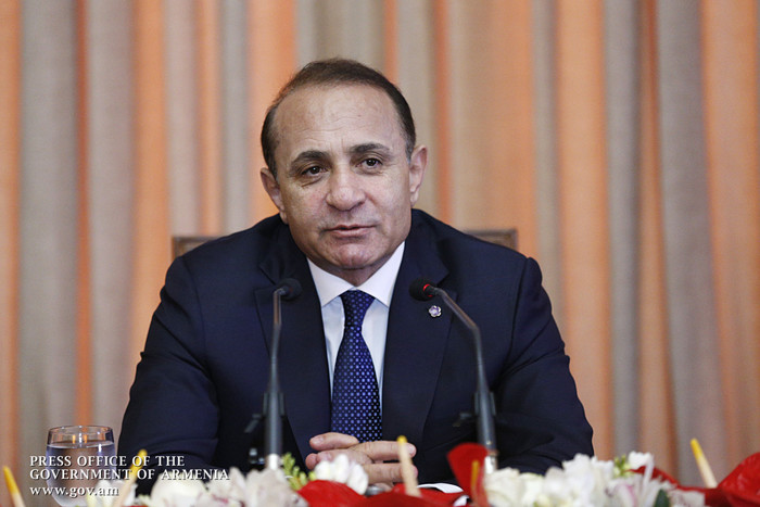 Հովիկ Աբրահամյանը հանդիպել է Քուվեյթի հայ համայնքի ներկայացուցիչների հետ