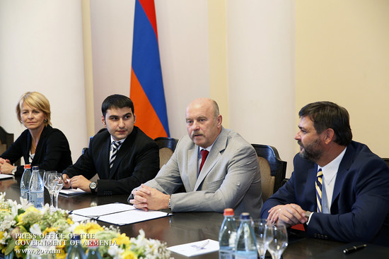 Վարչապետն ընդունել է Չեխիայի Կարլովի Վարի երկրամասի նահանգապետին