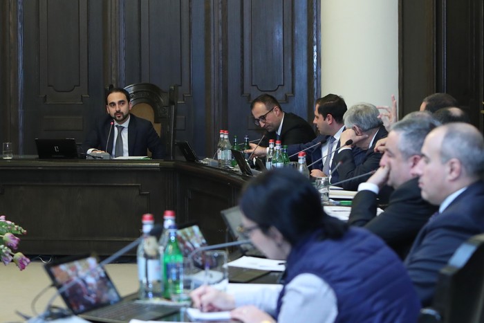 Տիգրան Ավինյանի գլխավորությամբ տեղի է ունեցել պարետատան նիստը