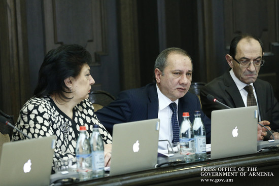 Հանրությանը հուզող խնդիրները կառավարության ուշադրության կենտրոնում են