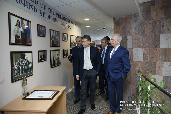 Վարչապետը ծանոթացել է «Սինոփսիս Արմենիա» և «Վօլօ» ընկերությունների ծրագրերին