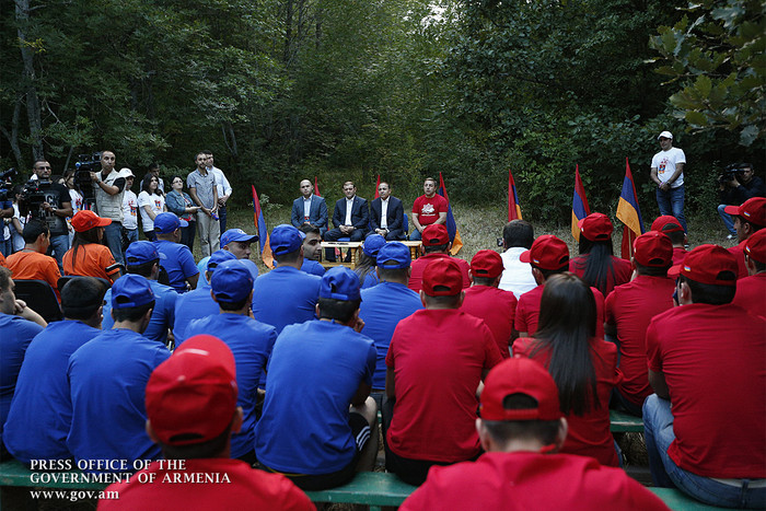 «Բազե» ամենամյա երիտասարդական հավաք. «Պետք է մեր ուժերը համախմբենք ու առաջ գնանք». ՀՀ վարչապետ