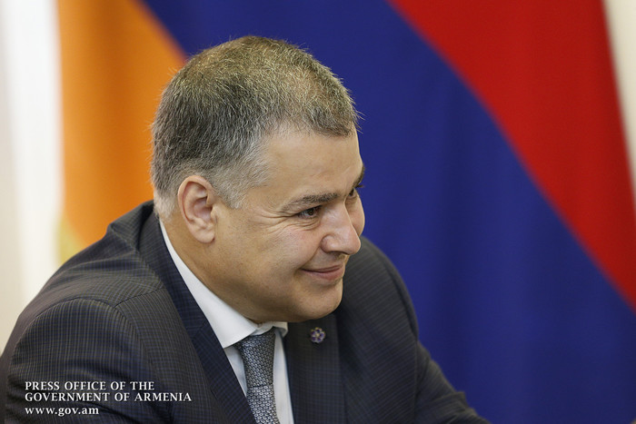Վարչապետն Արդարադատության նախարարության աշխատակազմին է ներկայացրել նորանշանակ նախարար Դավիթ Հարությո