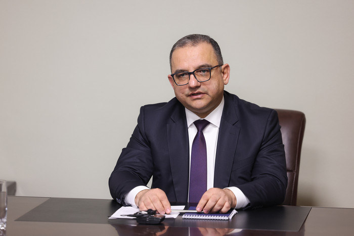 Փոխվարչապետը Քաղաքաշինության կոմիտեի աշխատակազմին է ներկայացրել նորանշանակ նախագահին